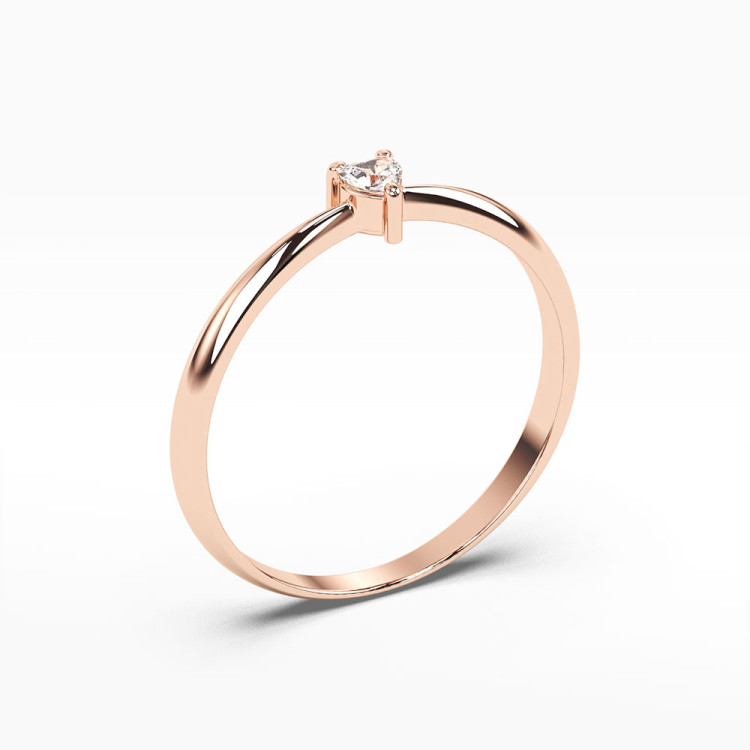 Pierścionek z diamentem w kształcie serca