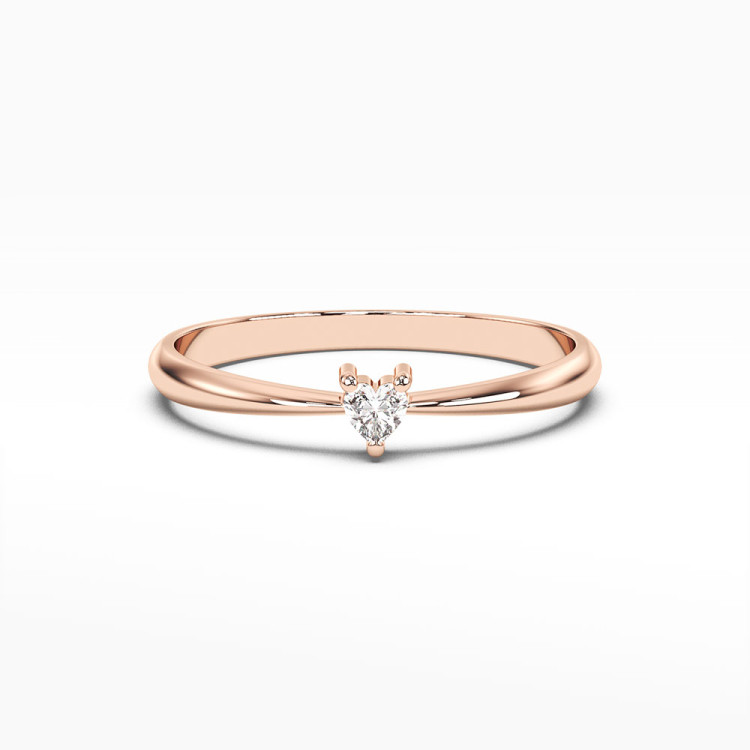 Pierścionek z diamentem w kształcie serca