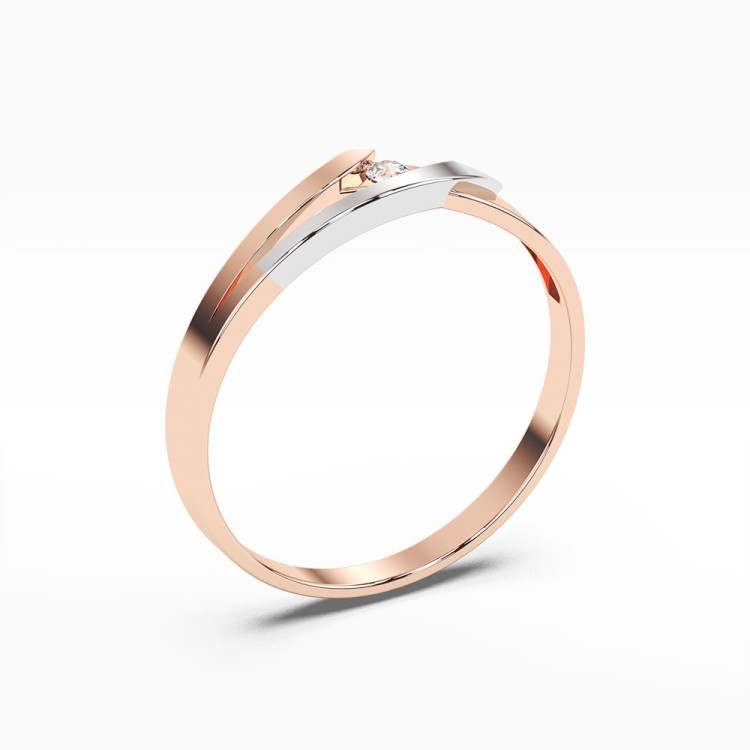 Pierścionek z diamentem