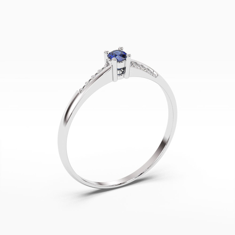 Pierścionek z szafirem i diamentami