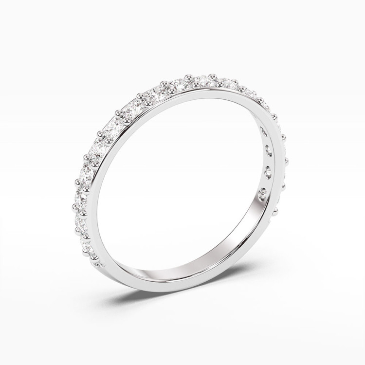 Pierścionek z białego złota z diamentami