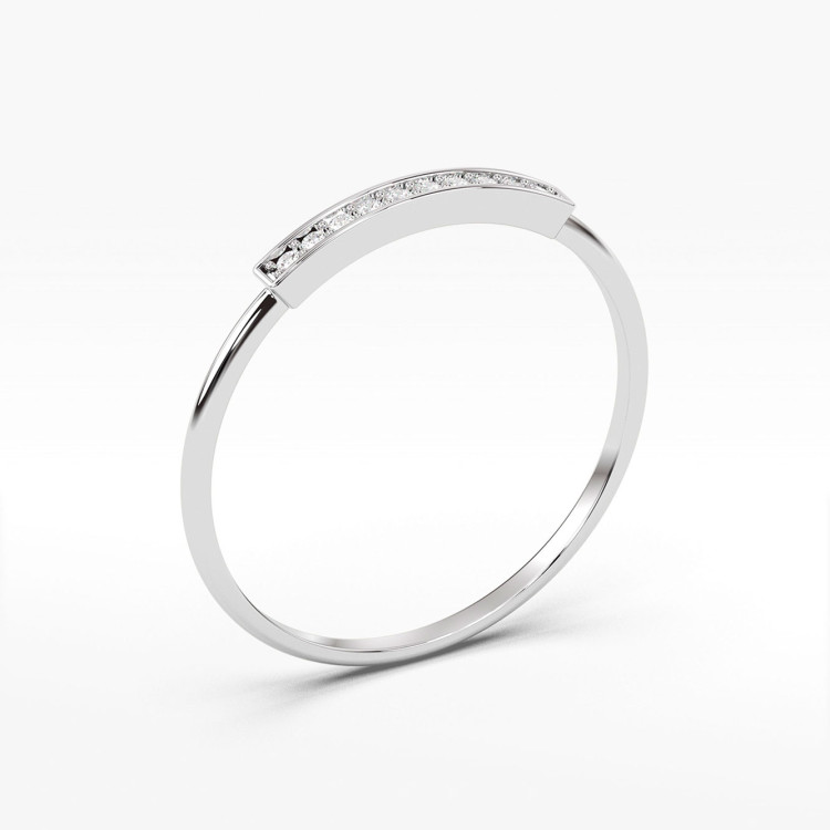 Pierścionek z białego złota z diamentami