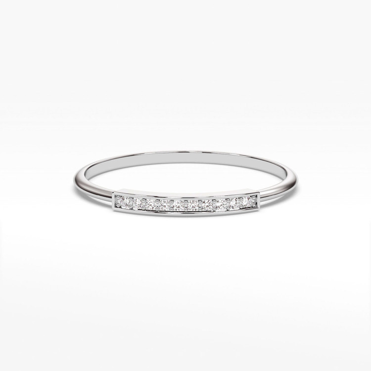 Pierścionek z białego złota z diamentami