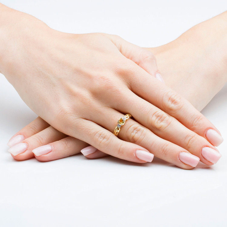 Pierścionek z żółtego złota z cytrynem