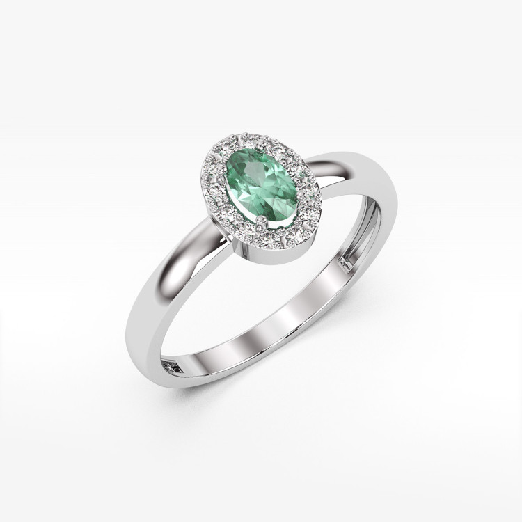 Pierścionek ze szmaragdem i diamentami