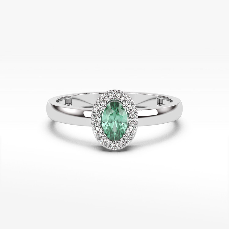 Pierścionek ze szmaragdem i diamentami