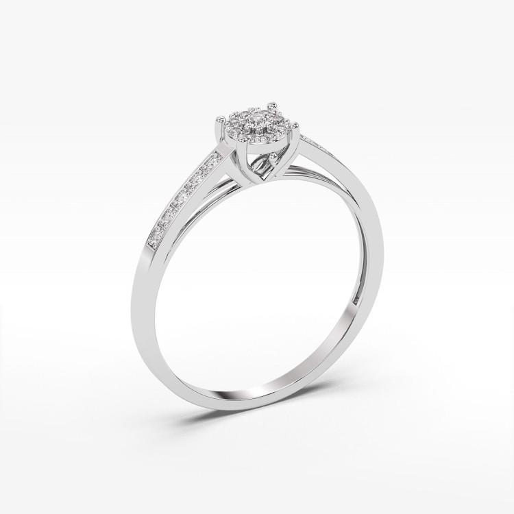 Złoty pierścionek z diamentami