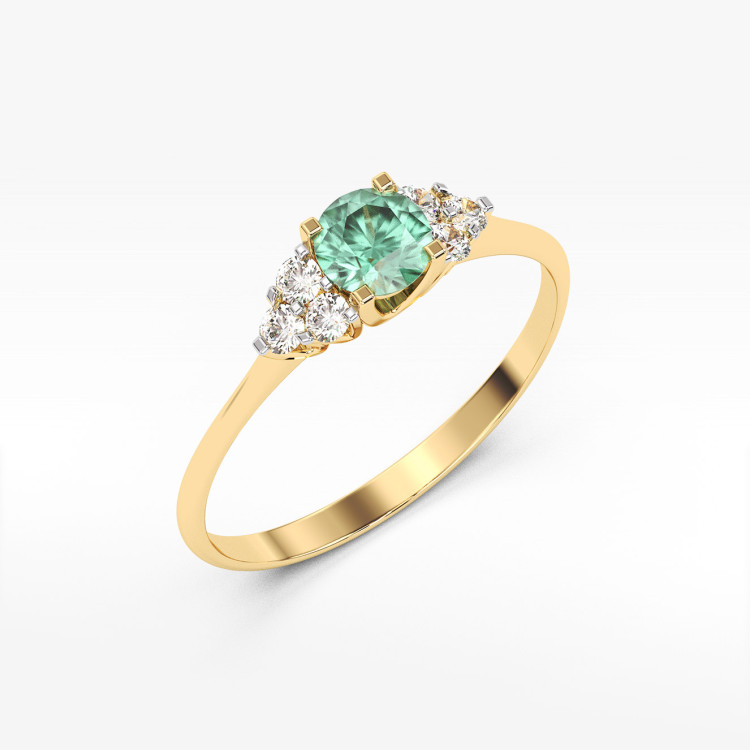 Pierścionek ze szmaragdem i diamentami
