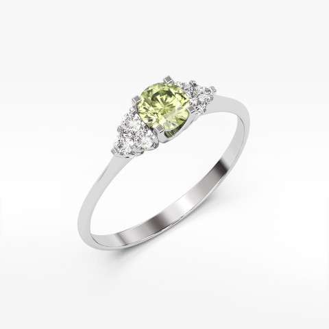 Pierścionek z oliwinem i diamentami