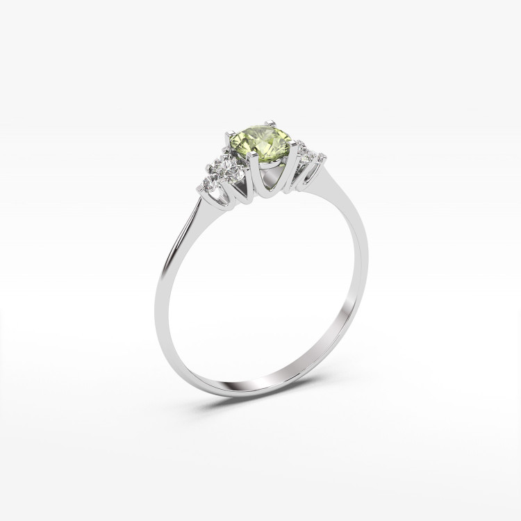 Pierścionek z oliwinem i diamentami