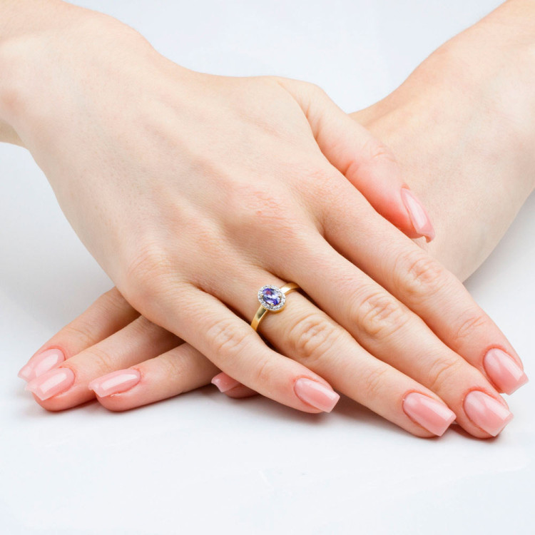 Pierścionek z białego złota z tanzanitem - próba 585 0,48CT PV-109BTAN