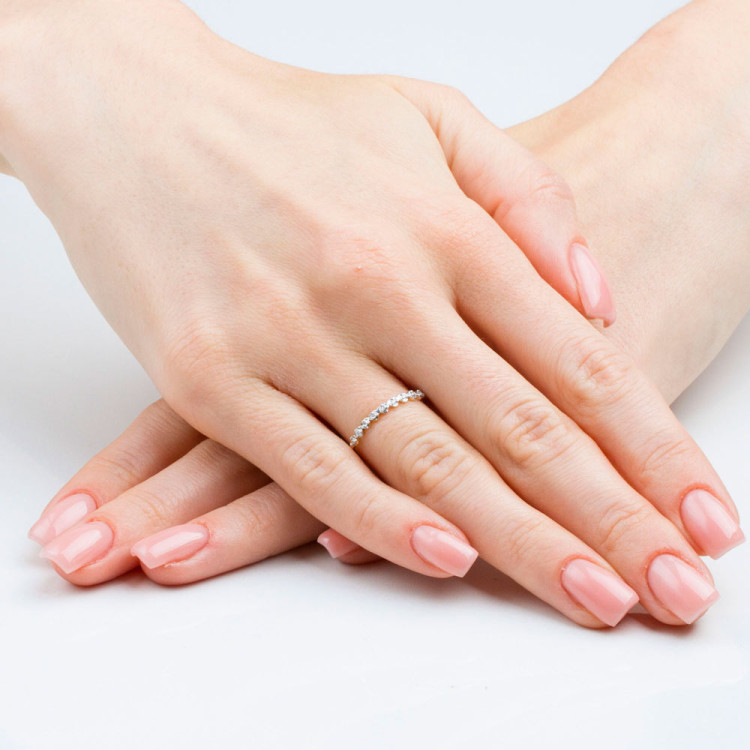 Pierścionek z diamentami