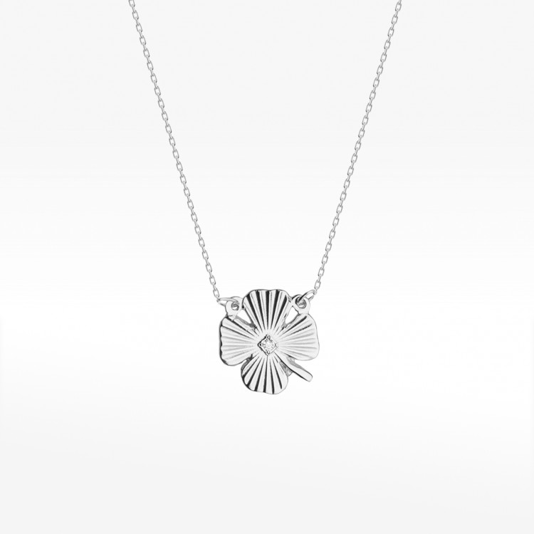 Celebrytka z białego złota z diamentami