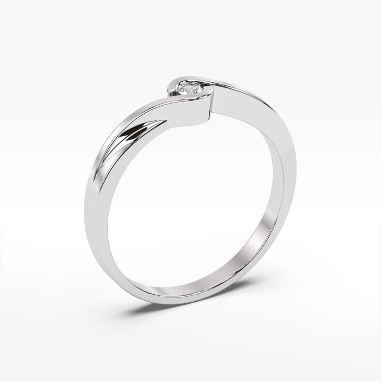 Pierścionek zaręczynowy z diamentem