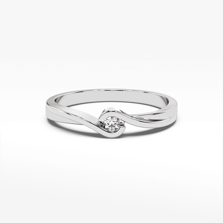 Pierścionek zaręczynowy z diamentem