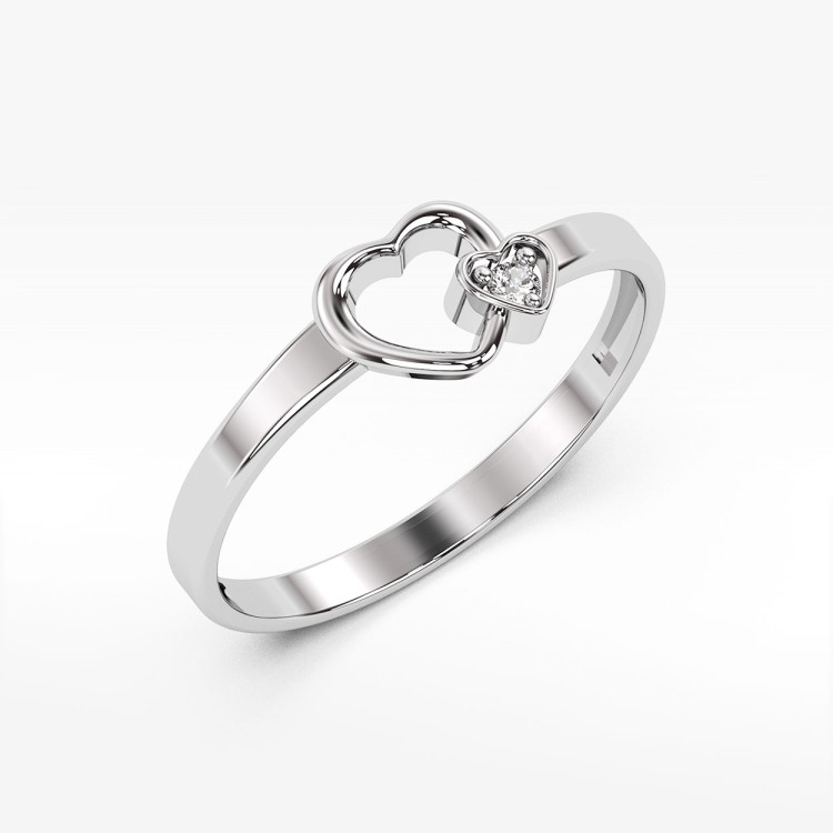 Złoty pierścionek z motywem serca i diamentem