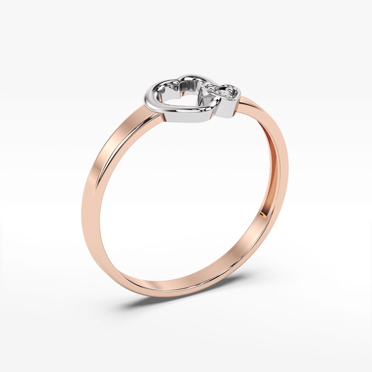 Złoty pierścionek z motywem serca i diamentem