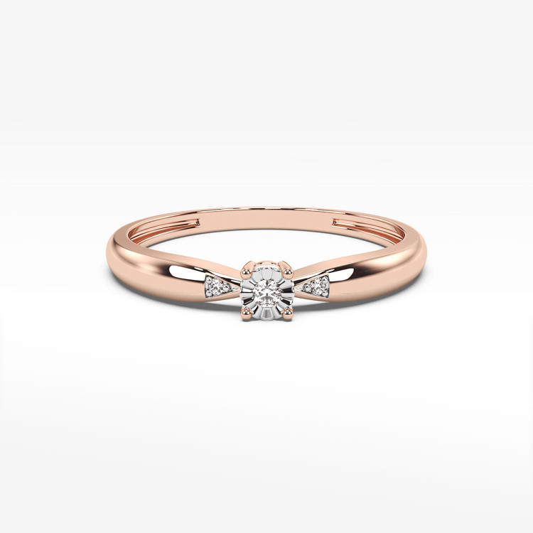 Pierścionek z diamentami