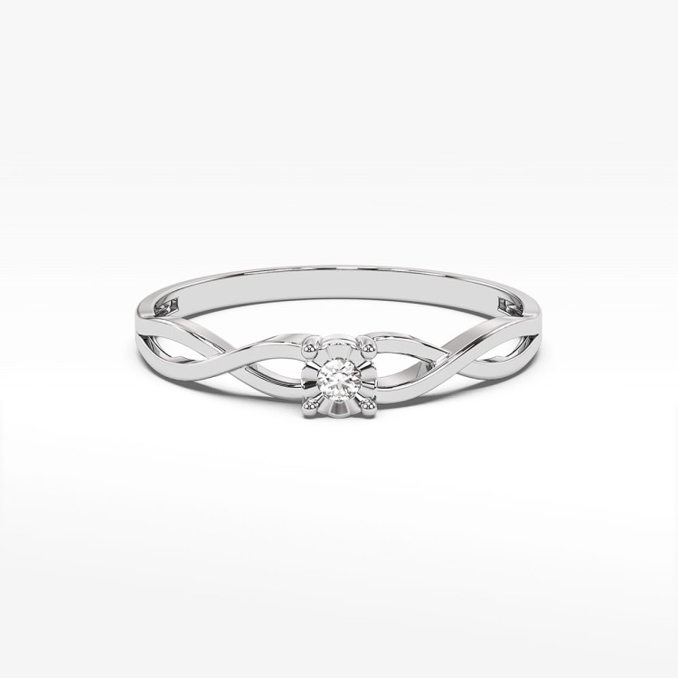 Pierścionek z diamentem