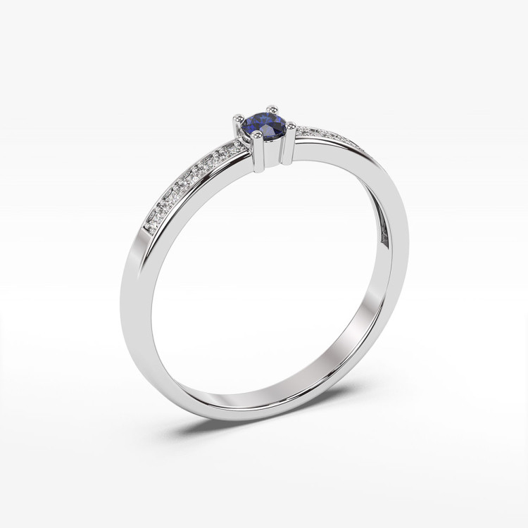 Pierścionek z szafirem i diamentami