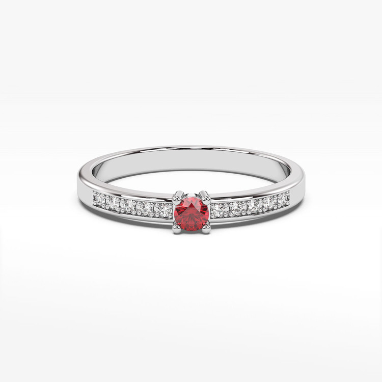 Pierścionek z rubinem i diamentami
