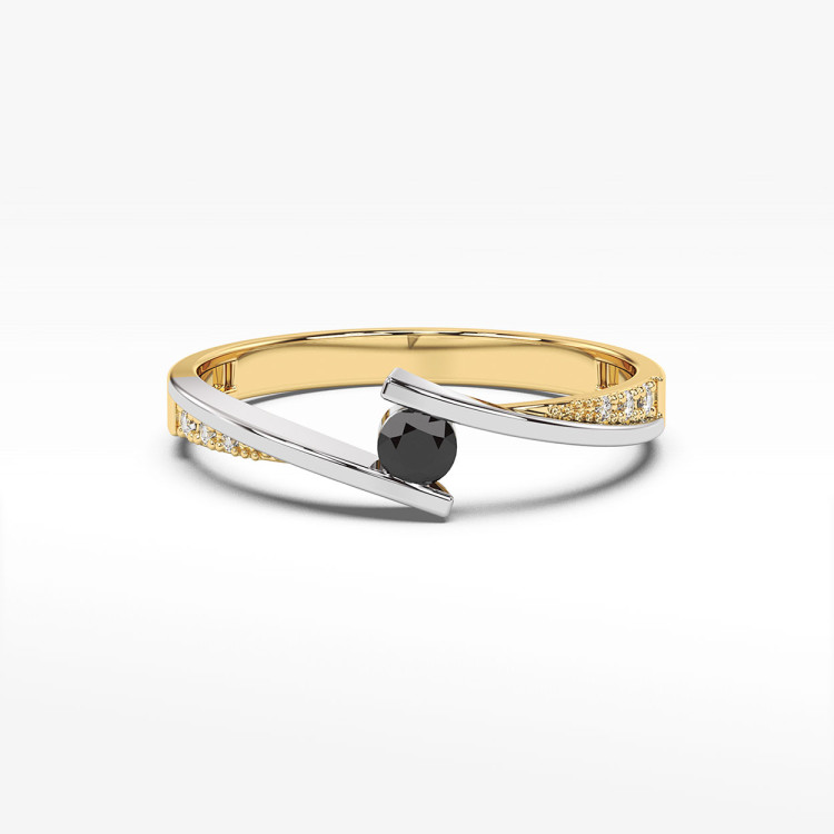 Pierścionek z czarnym diamentem
