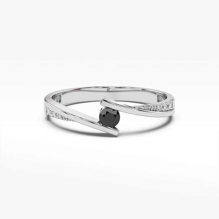 Pierścionek z czarnym diamentem