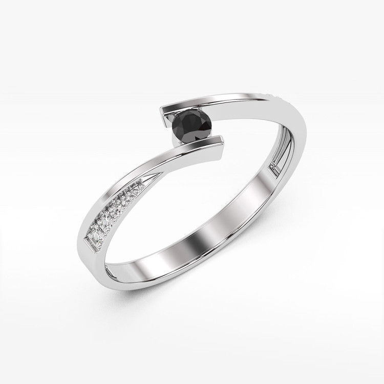 Pierścionek z czarnym diamentem