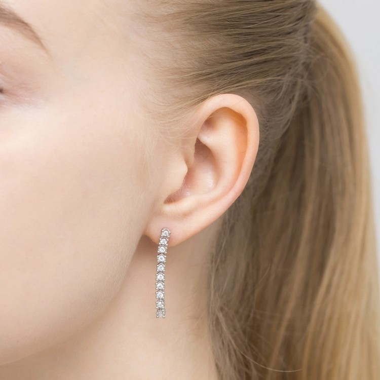 Kolczyki z białego złota z diamentami