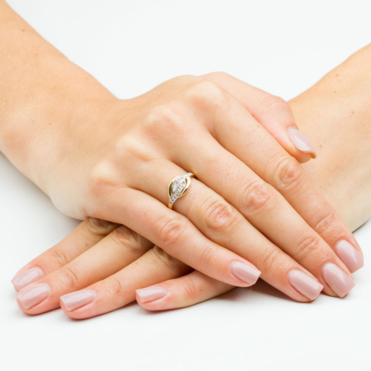 Pierścionek ze złota z cyrkoniami