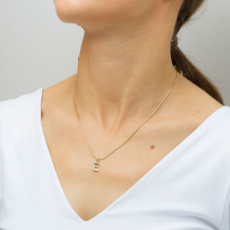 Zawieszka ze złota literka E