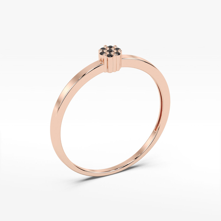 Pierścionek z czarnymi diamentami