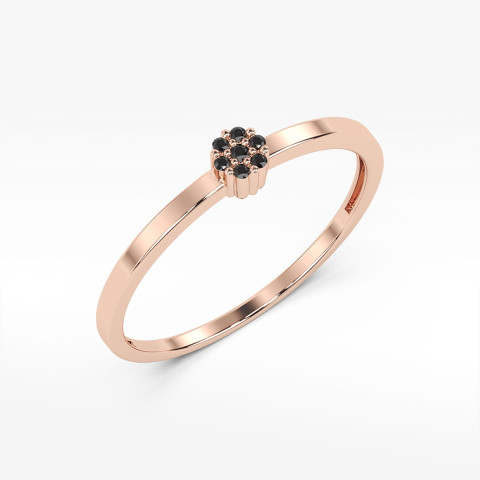 Pierścionek z czarnymi diamentami