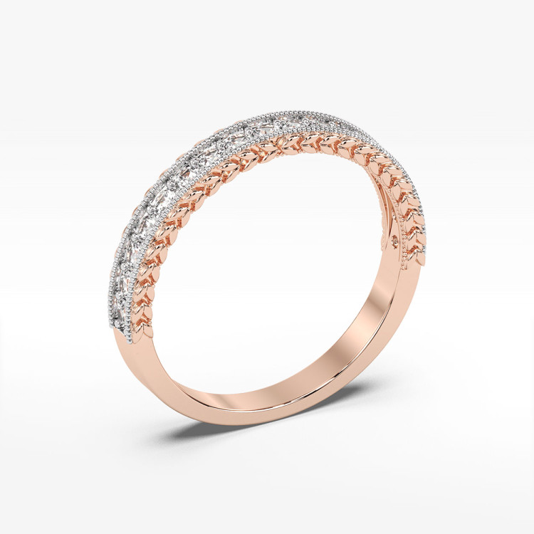 Pierścionek z różowego złota z diamentami