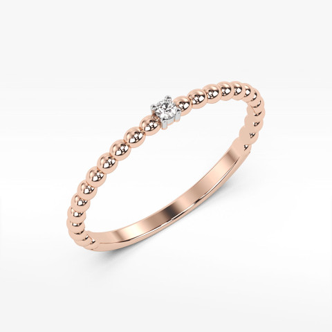 Pierścionek z diamentem z różowego złota