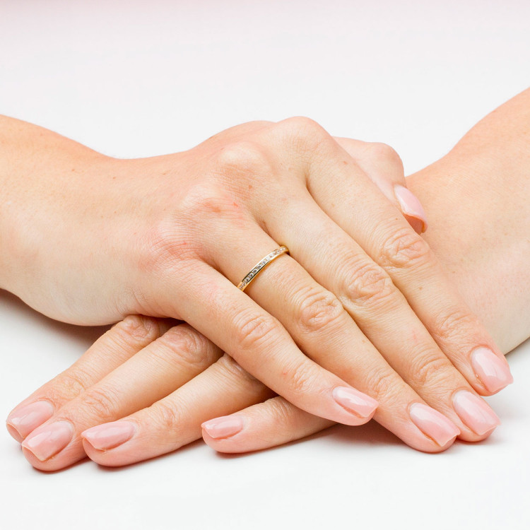 Pierścionek ze złota z cyrkoniami