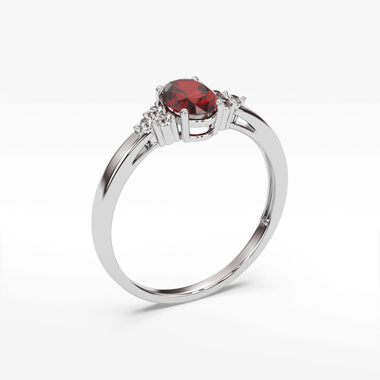 Pierścionek z rubinem i diamentami