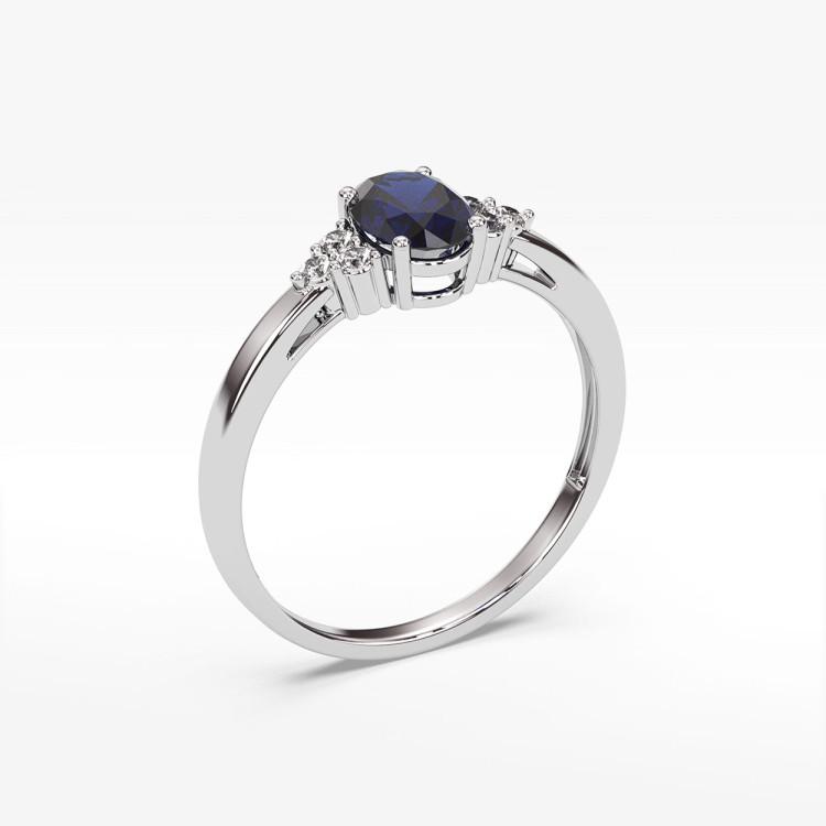 Pierścionek z szafirem i diamentami