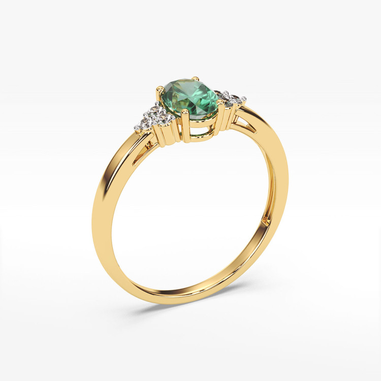 Pierścionek ze szmaragdem i diamentami