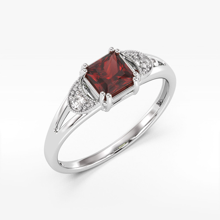 Pierścionek z granatem i diamentami