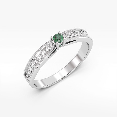 Pierścionek z szmaragdem i diamentami