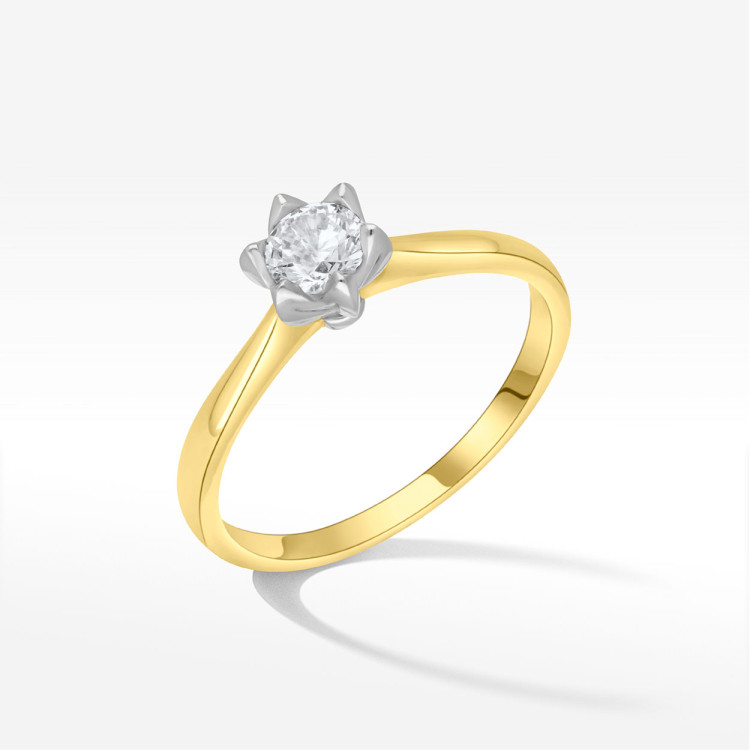 Pierścionek ze złota z cyrkonią