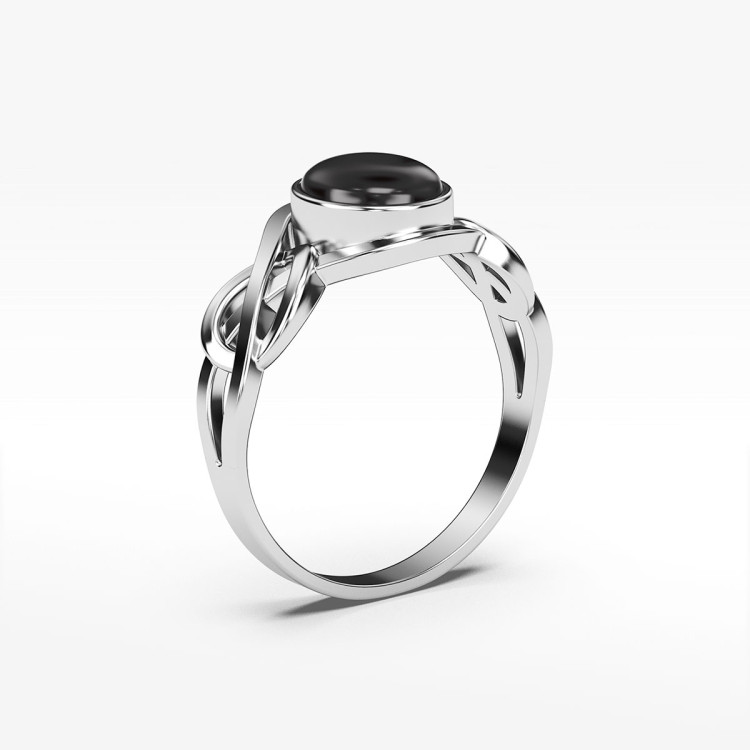 Pierścionek ze złota z onyksem