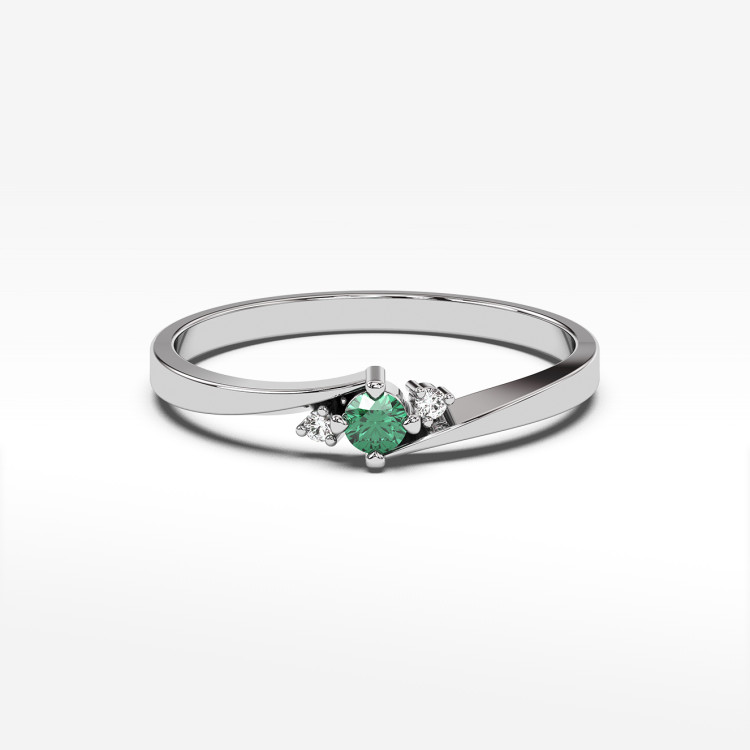 Pierścionek ze złota ze szmaragdem i diamentami