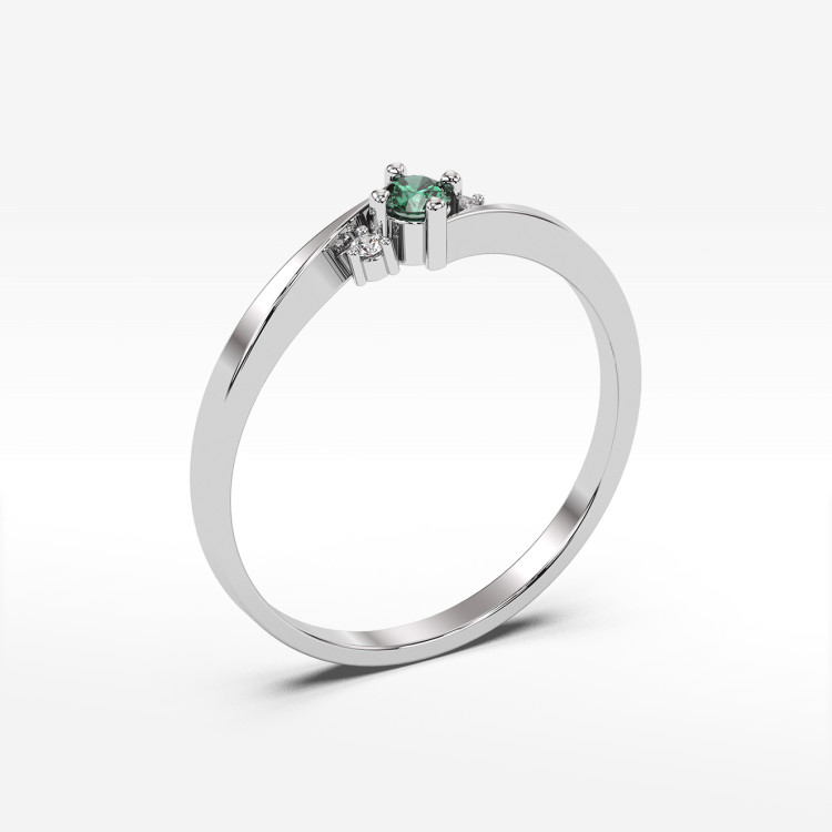 Pierścionek ze złota ze szmaragdem i diamentami