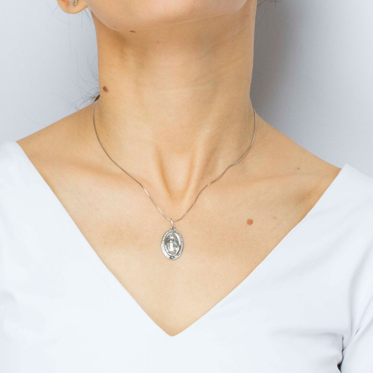 Zawieszka ze złota medalik