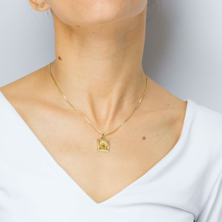 Zawieszka ze złota medalik