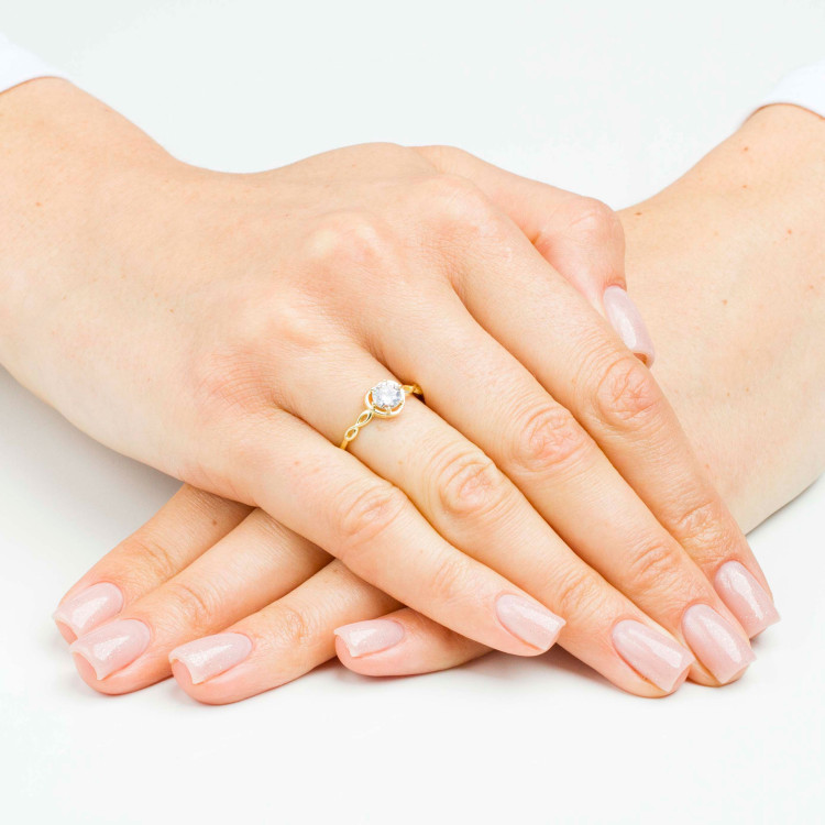 Pierścionek ze złota serce z nieskończonościami i białą cyrkonią