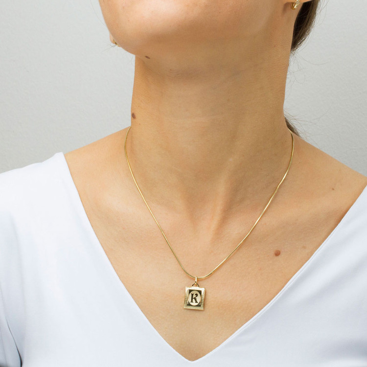 Zawieszka ze złota z literą K