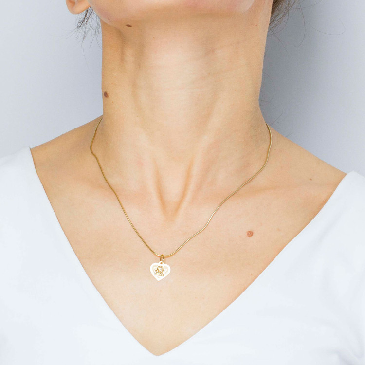 Zawieszka ze złota serce z aniołem